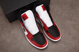 Air Jordan 1 Mid Chicago Toe