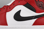 Air Jordan 1 Mid Chicago Toe