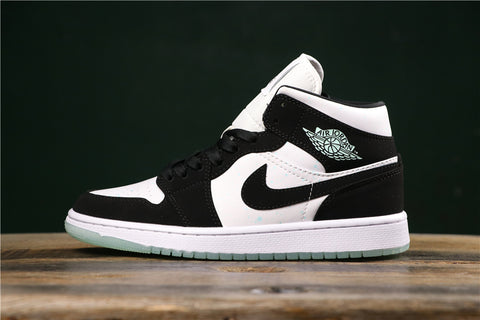 Air Jordan 1 Mid SE GS White Black Teal Tint