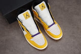 AIR JORDAN 1 MID LAKERS