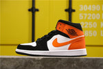 Air Jordan 1 Mid Black