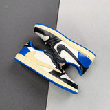 Jordan 1 Low fragment design x Travis Scott