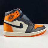 WMNS AIR JORDAN 1 (BLACK/STARFISH-SAIL-BLACK)