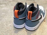AIR JORDAN 1 MID “FEARLESS”