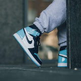 Jordan 1 Wmns Retro High OG 'Blue Chill/UNC Patent'