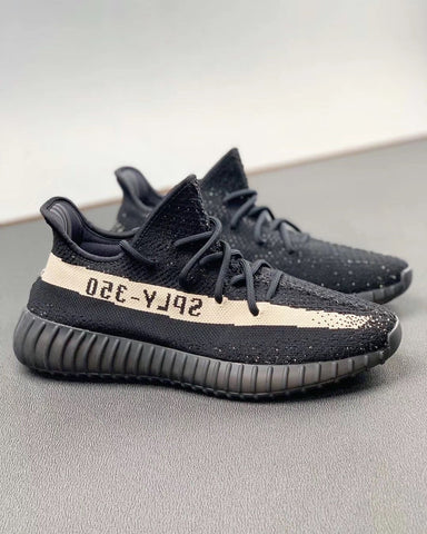 YEEZY BOOST 350 V2 “OREO”